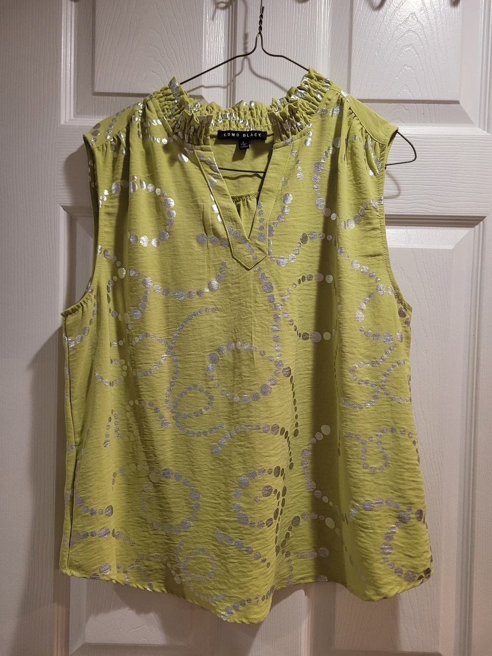 Como Black Lime Sleeveless V-Neck Top with Silver Dot Swirl